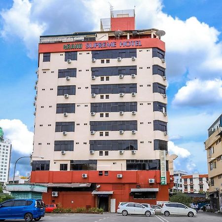 Grand Supreme Hotel Kuching Dış mekan fotoğraf