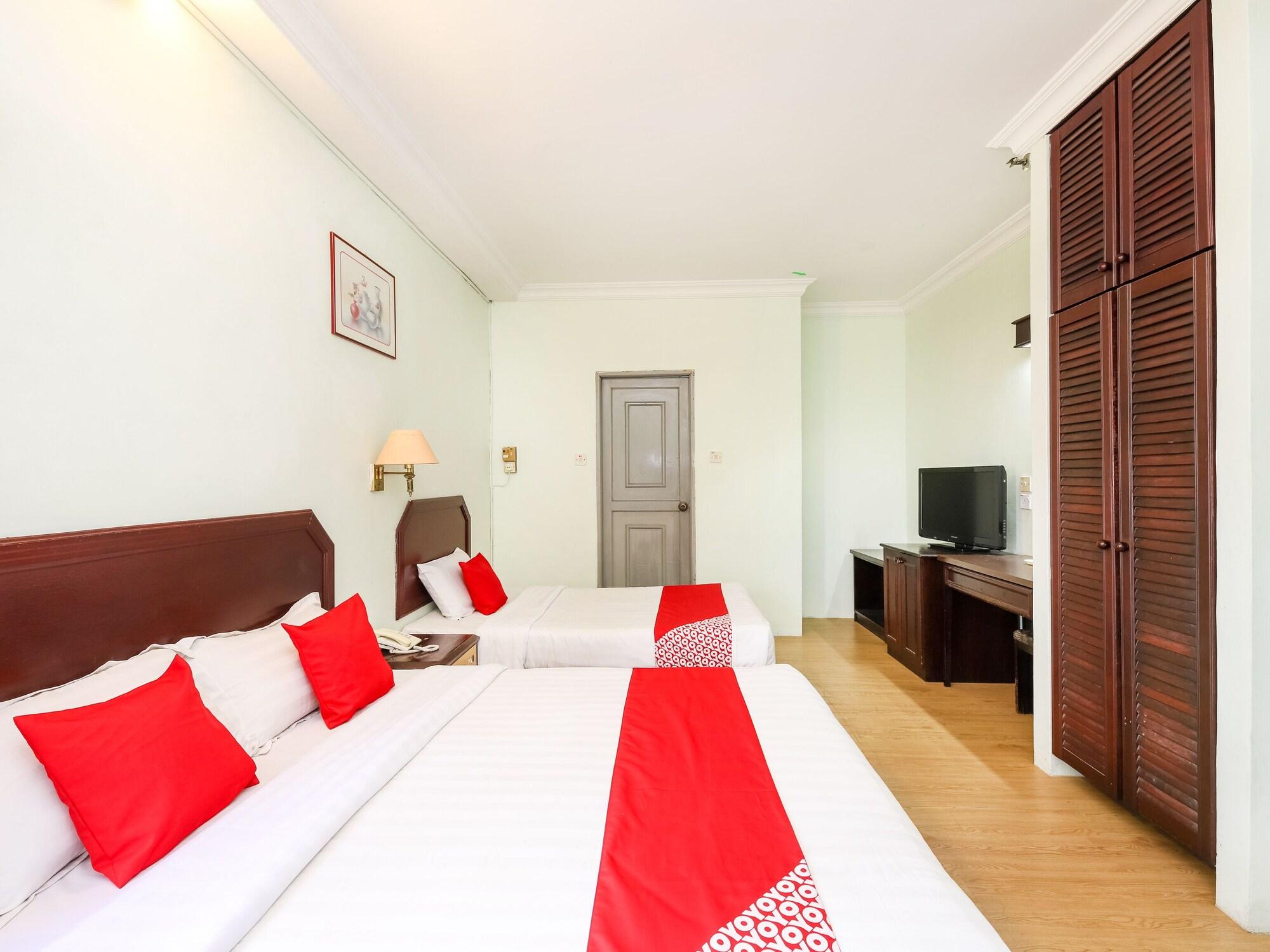 Grand Supreme Hotel Kuching Dış mekan fotoğraf