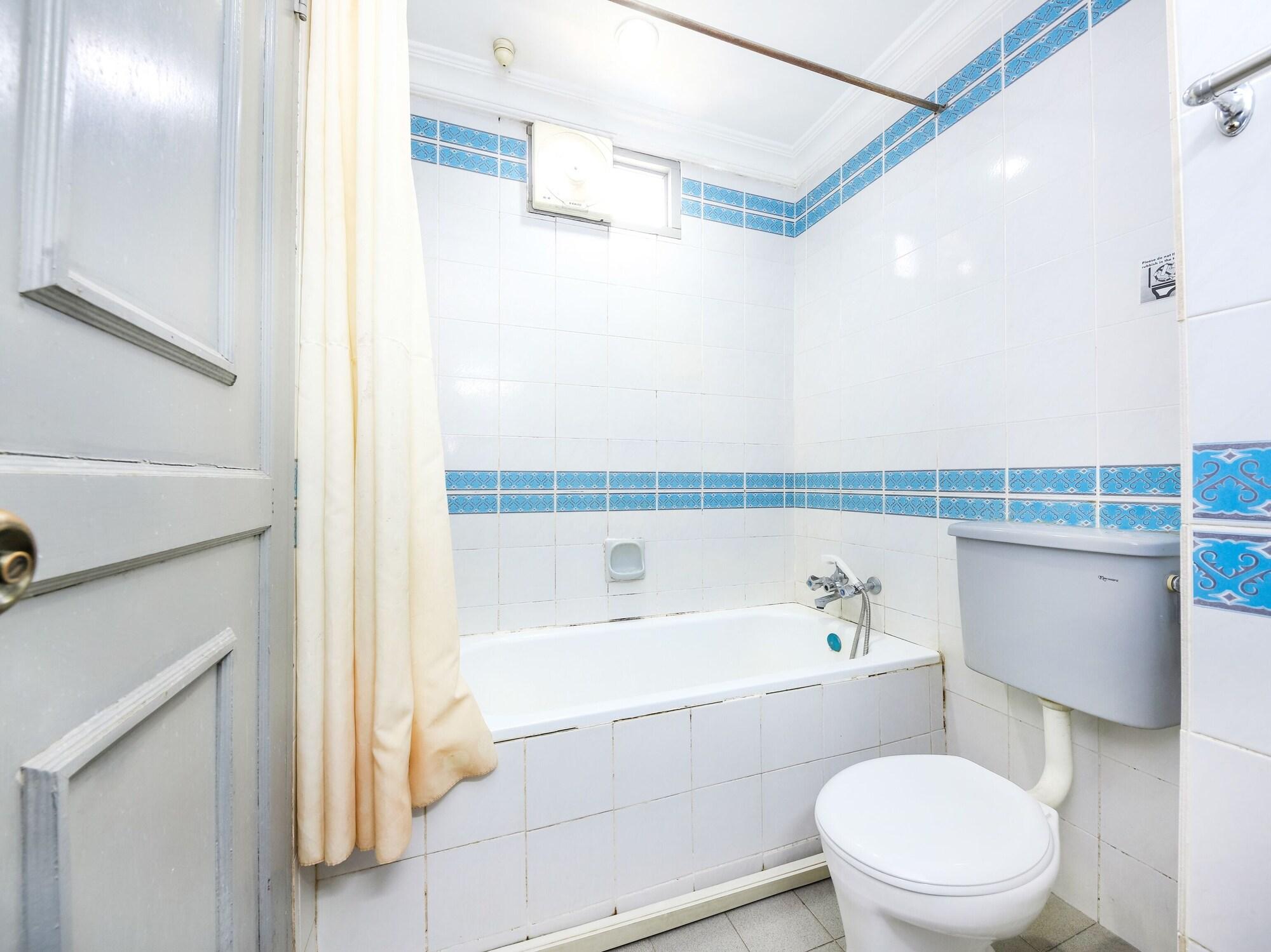 Grand Supreme Hotel Kuching Dış mekan fotoğraf