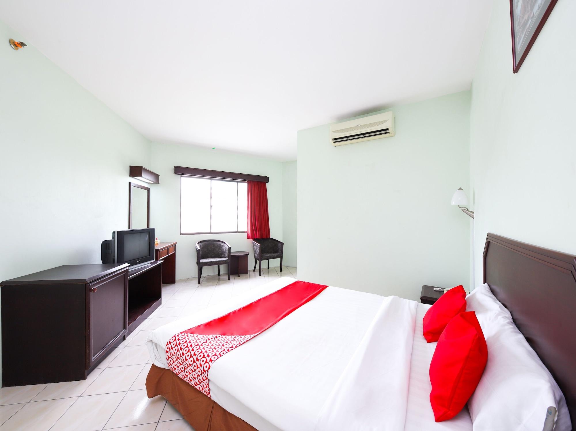 Grand Supreme Hotel Kuching Dış mekan fotoğraf