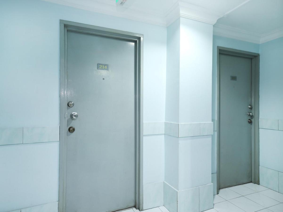 Grand Supreme Hotel Kuching Dış mekan fotoğraf