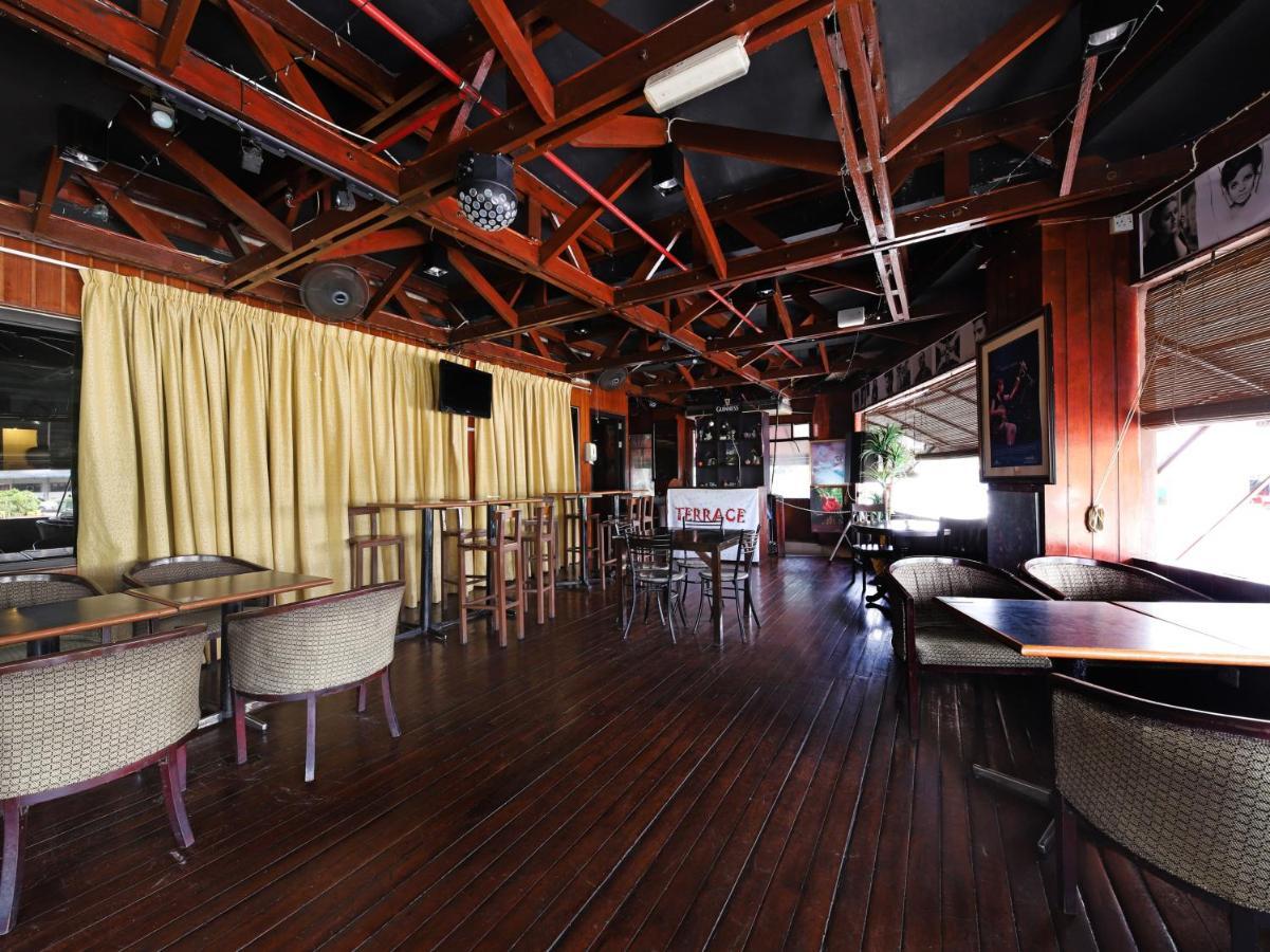 Grand Supreme Hotel Kuching Dış mekan fotoğraf